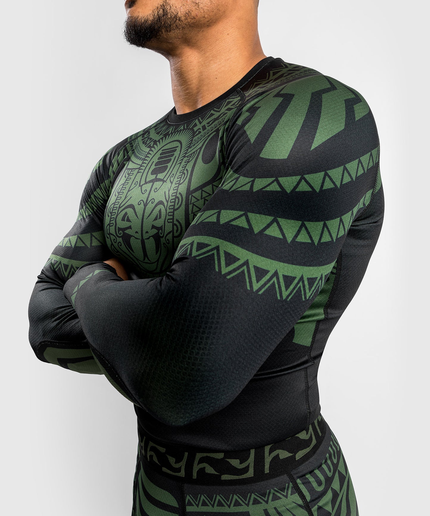 Venum Nakahi Rashguard - Long Sleeves - Black/Khaki