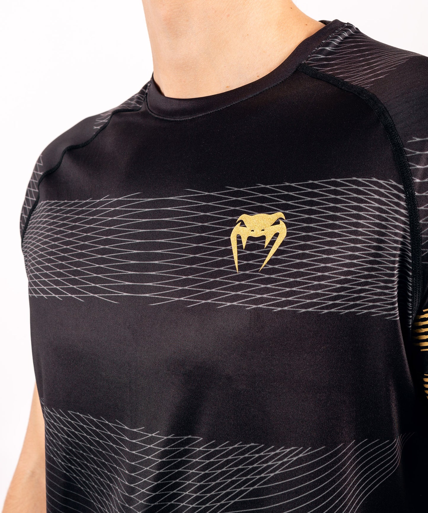 Venum Club 182 Dry Tech T-shirt - Black/Gold