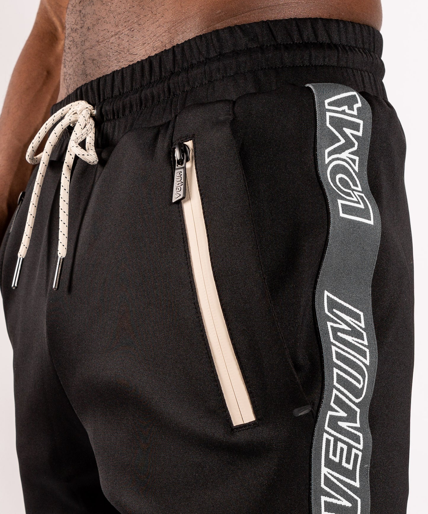 Venum Arrow Loma Signature Collection Joggers  - Black/White
