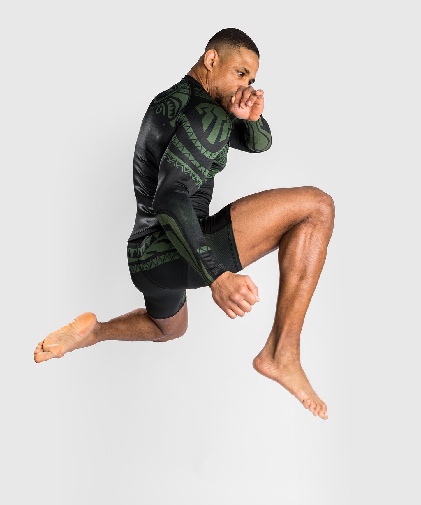 Venum Nakahi Rashguard - Long Sleeves - Black/Khaki
