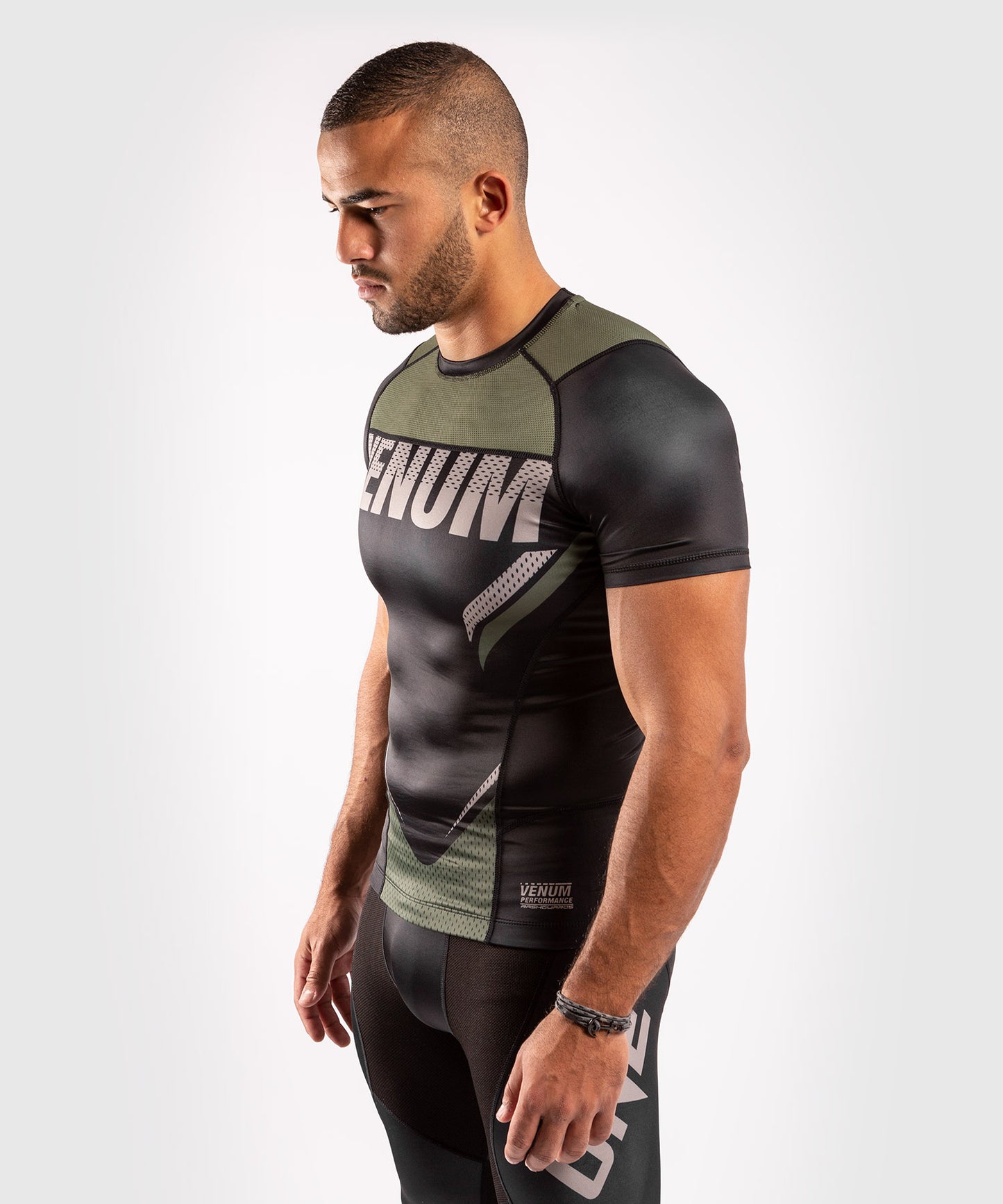 Venum ONE FC Impact Rashguard - short sleeves - Black/Khaki
